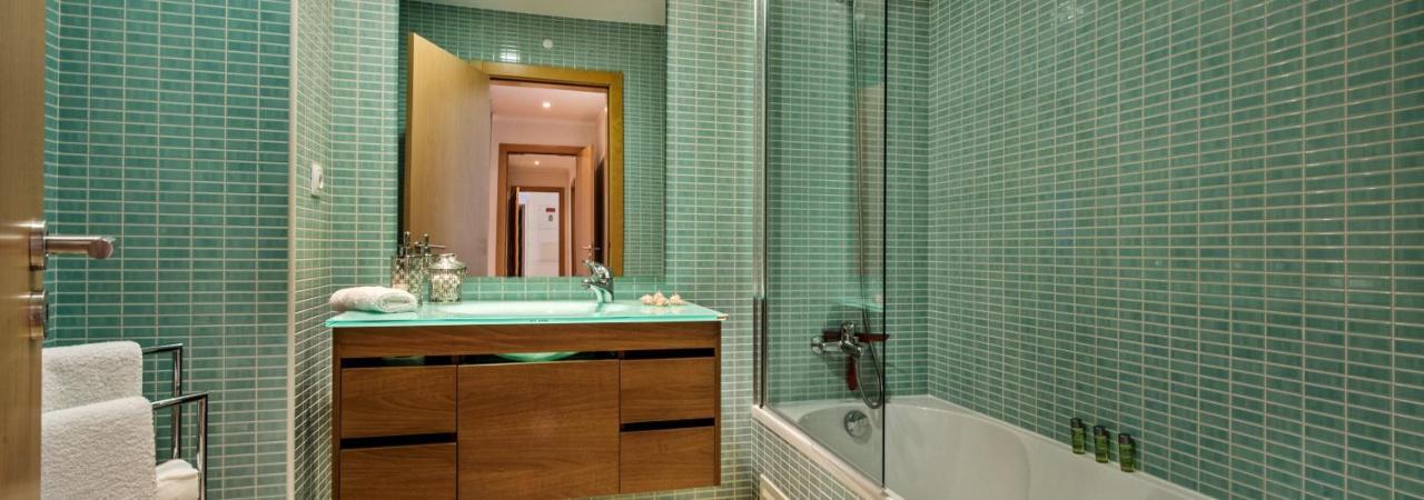 Sunset Home Olhao- Modern 3 Bed Luxury Apartment With Rooftop Pool Екстер'єр фото